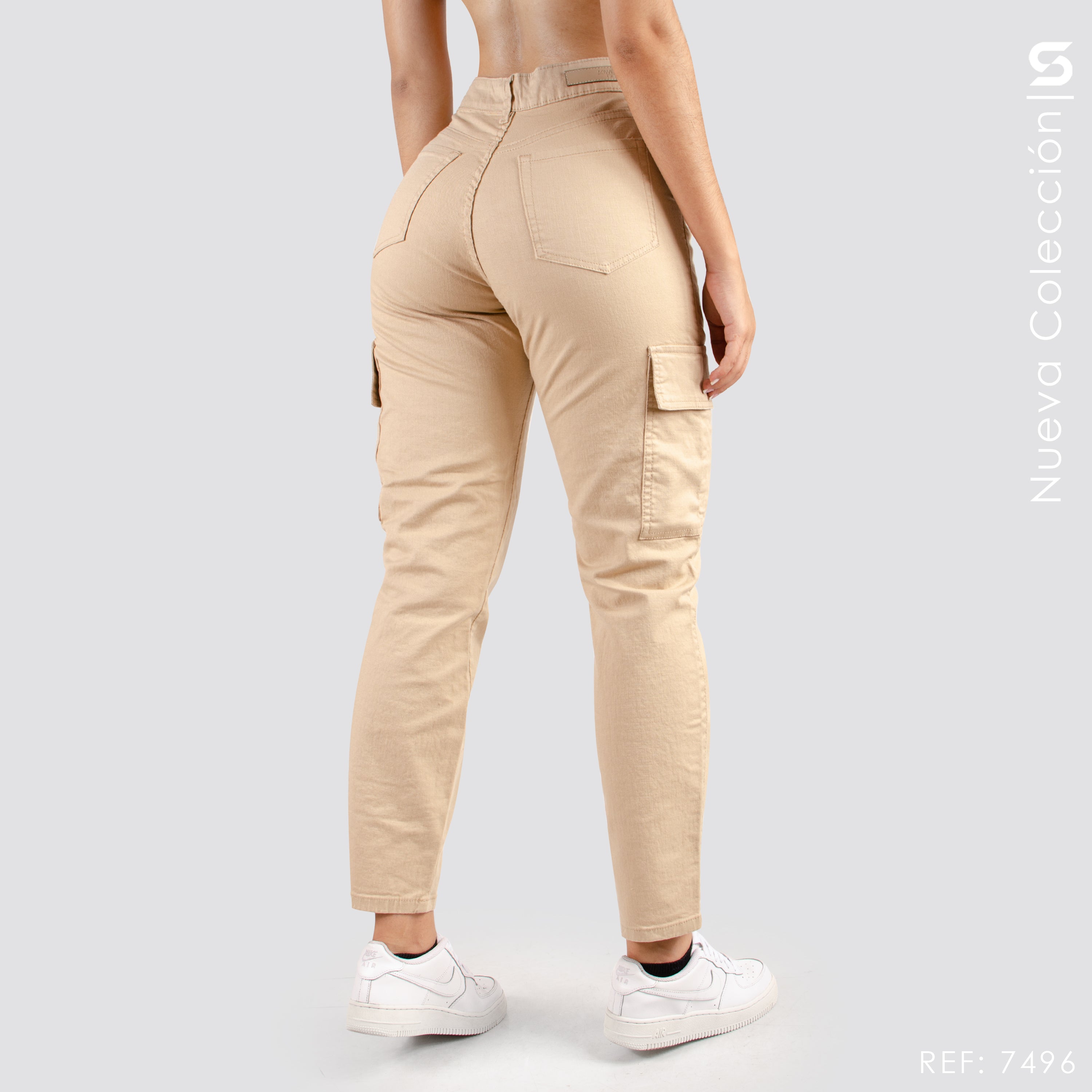 Pantalón Mom Jeans Cargo Tiro Alto S7496