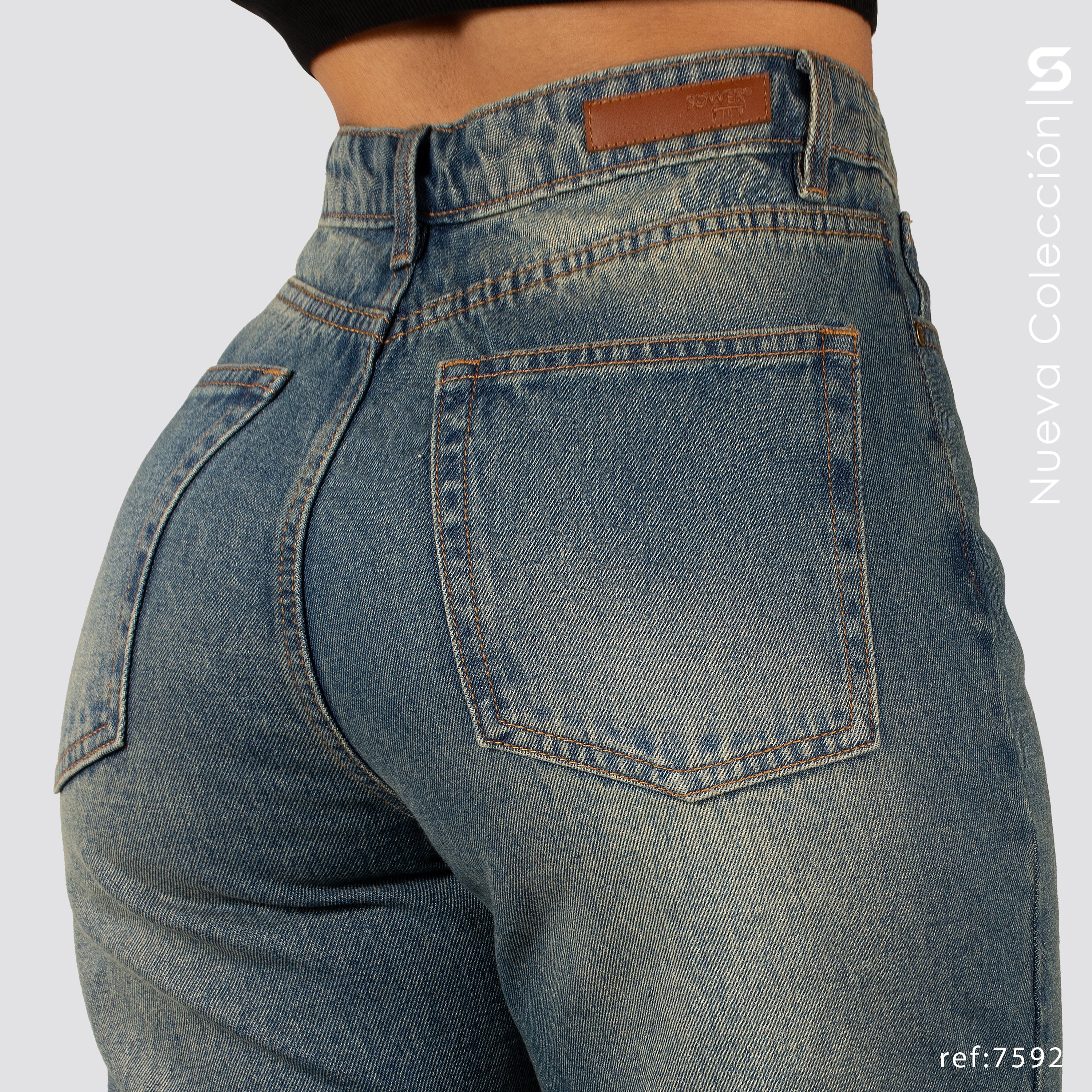 Jeans Mom Flare Rigido Tiro Alto S7592