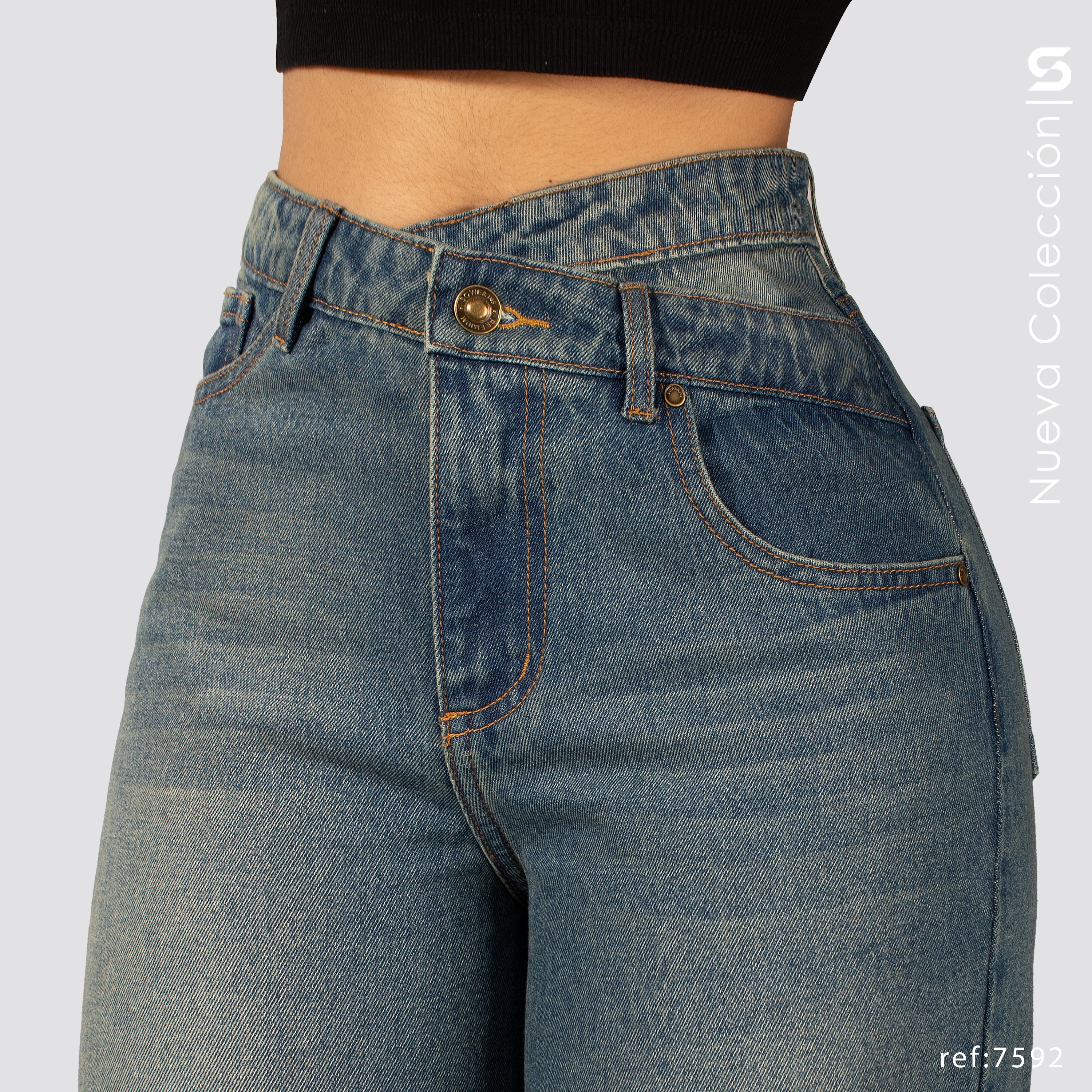 Jeans Mom Flare Rigido Tiro Alto S7592