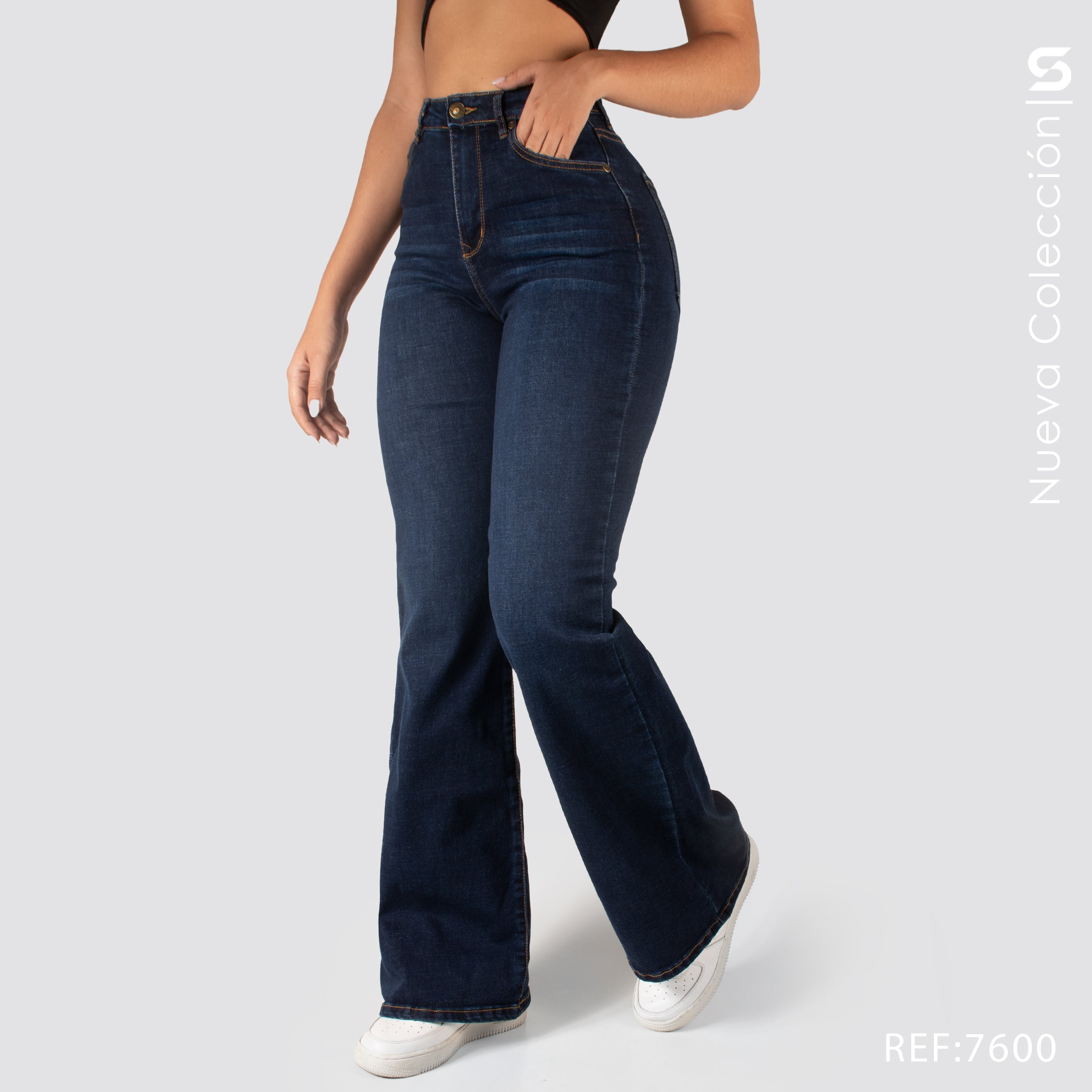 Jeans Mom Flare Tiro Alto 7600