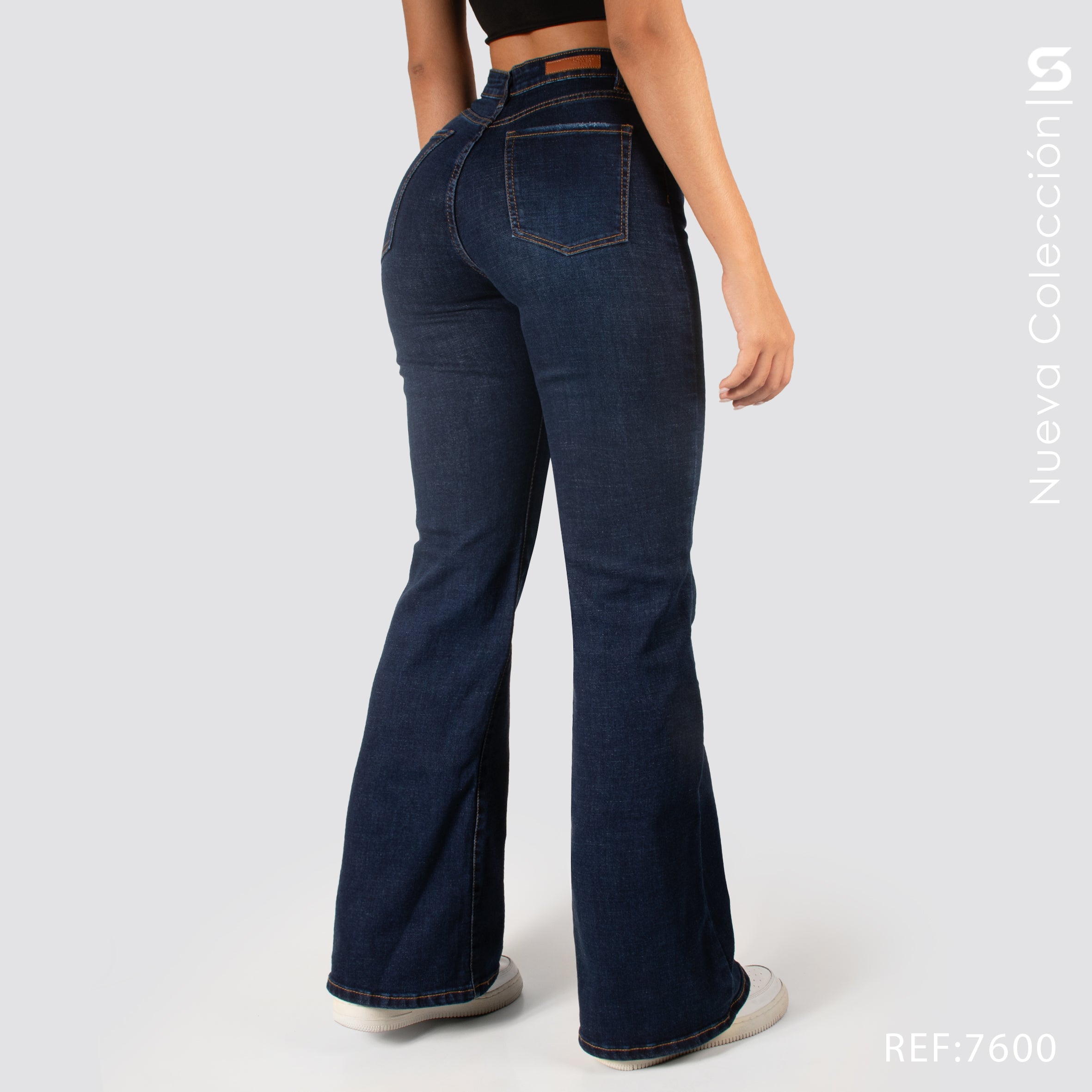 Jeans Mom Flare Tiro Alto 7600