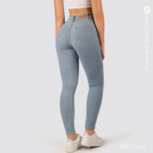 Cargar imagen en el visor de la galería, Jeans Skinny Tiro Alto Premium S7432